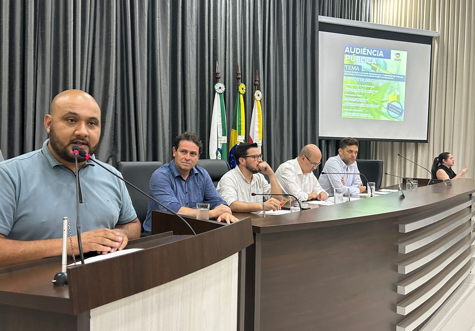 Tiago Cordeiro na abertura da audiência anunciou que vai protocolar projeto de lei nesta segunda (11)