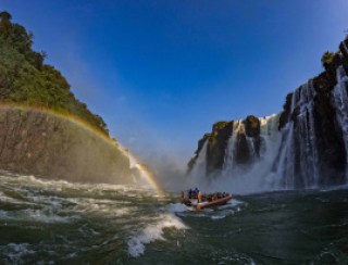 894 mil turistas estrangeiros: Paraná foi o 3º principal destino no Brasil em 2024